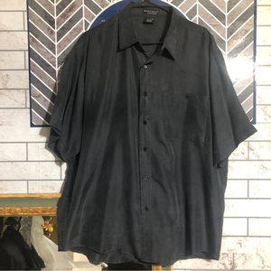 Montage vintage silk button up shirt‎